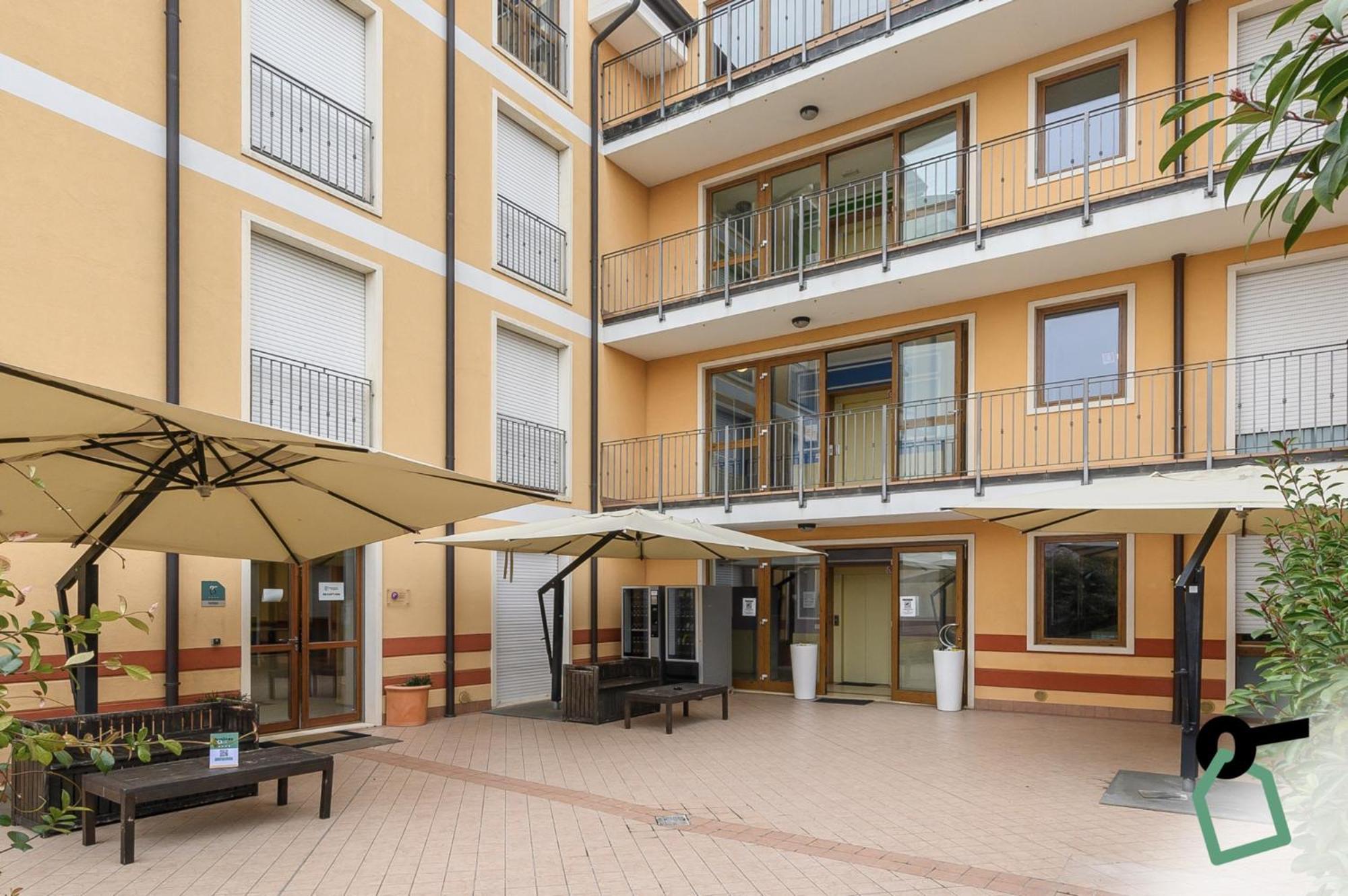 Hotiday Residence Garda بسكييرا ديل غاردا المظهر الخارجي الصورة