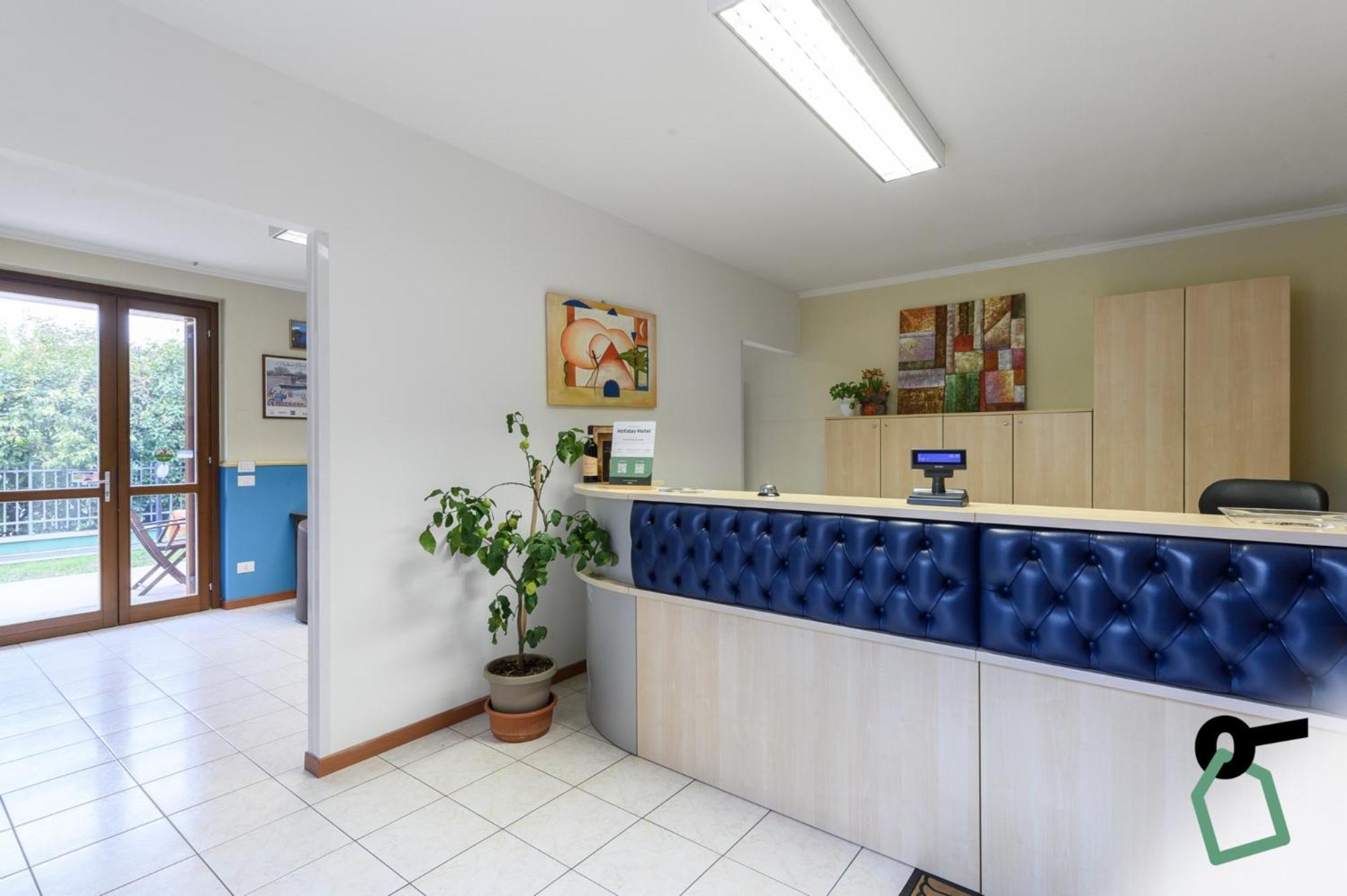 Hotiday Residence Garda بسكييرا ديل غاردا المظهر الخارجي الصورة